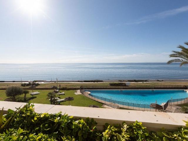 Piso de lujo en venta en Estepona, España