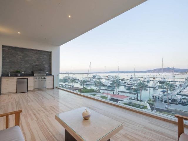 Piso de lujo en venta en La Paz, México