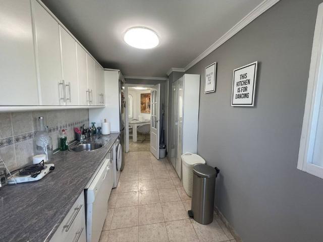 Piso de lujo en venta en Nueva Andalucia, España