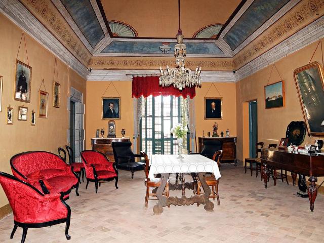 Piso de lujo en venta en plaça de la vila, Torroella de Montgrí, Cataluña