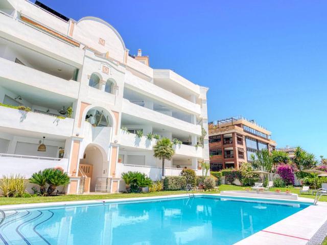 Piso de lujo en venta en Puerto Banús, Andalucía