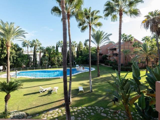 Piso de lujo en venta en Puerto Banús, Andalucía