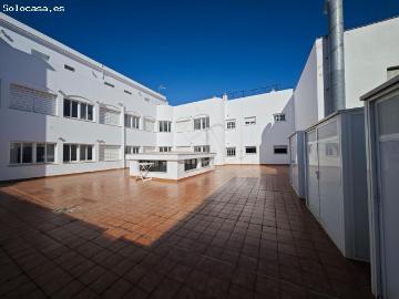 Piso de tres dormitorios junto al Mercado de Abastos