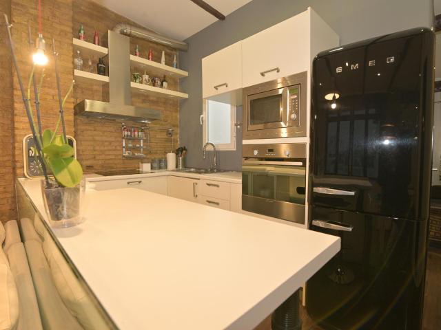 Piso de una habitación, amueblado y equipado en zona Gran Via