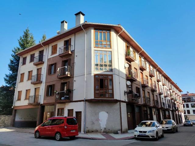 PISO DE 195M2 CON GARAJE CERRADO DE 38M2
