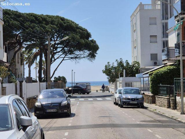 PISO DE 100M2 A REFORMAR CON TERRAZA DE 30M2 EN SANT SALVADOR