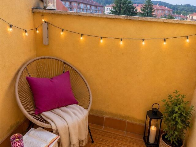 Piso de 1 dormitorio con terraza, garaje y trastero año 2008