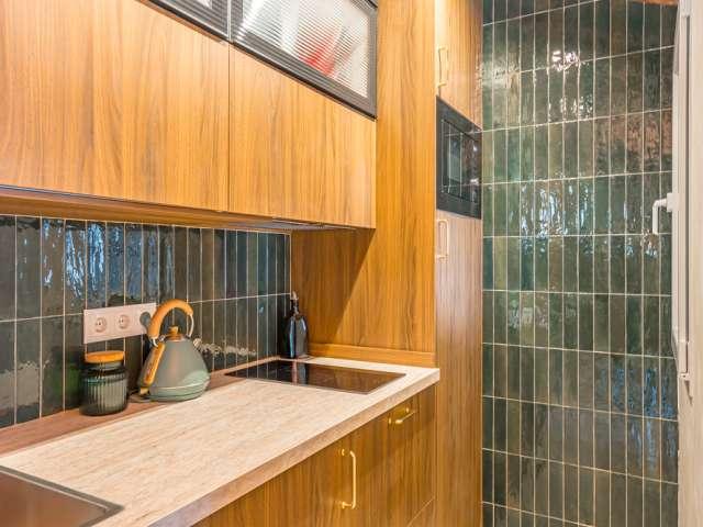 Piso de 1 dormitorio en alquiler en Embajadores, Madrid