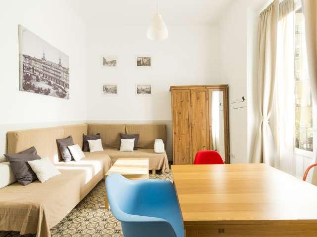 Piso de 1 dormitorio en alquiler en Embajadores, Madrid