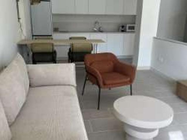 Piso de 1 dormitorio en alquiler en Los Remedios, Sevilla