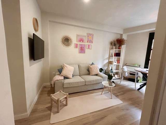 Piso de 1 dormitorio en alquiler en Palacio, Madrid