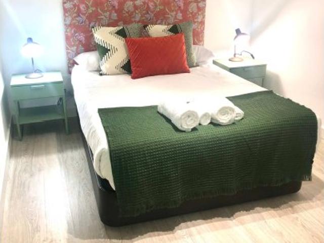 Piso de 1 dormitorio en alquiler en Palacio, Madrid
