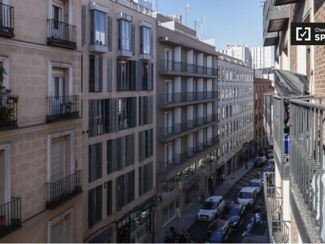Piso de 1 dormitorio en alquiler en Palacio, Madrid