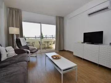 Apartamento en alquiler en Calle Carlos Falguera