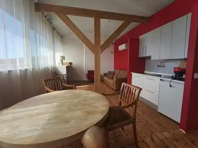 Piso de 1 habitación en A 357
