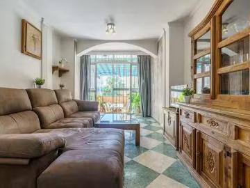 Apartamento en alquiler en Calle Carlos Falguera