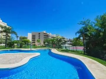 Apartamento en alquiler en Calle Carlos Falguera - Gimnasio