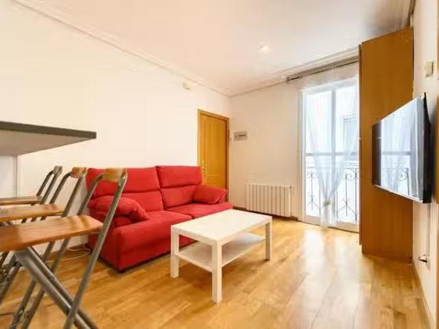 Piso de 1 habitación en Calle de Valencia, Centro