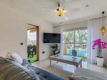 Apartamento en alquiler en Calle Carlos Falguera