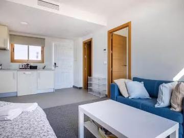 Piso de 1 habitación en Carmona