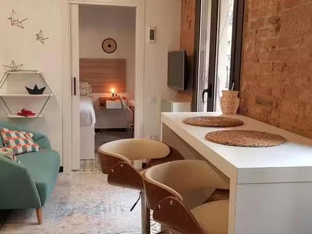 Piso de 1 habitación en Carrer de la Sal, Ciutat Vella