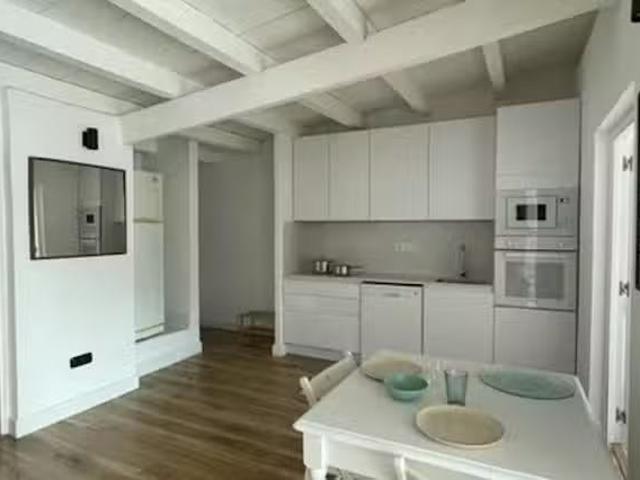 Piso de 1 habitación en Carrer de Mercedes, La Salut