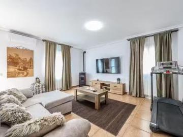 Piso de 1 habitación en Cobisa