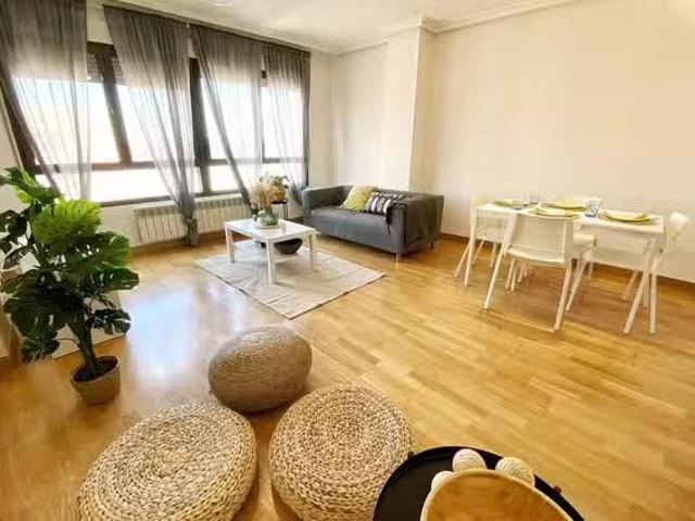 Piso de 1 habitación en Paseo de los Melancólicos