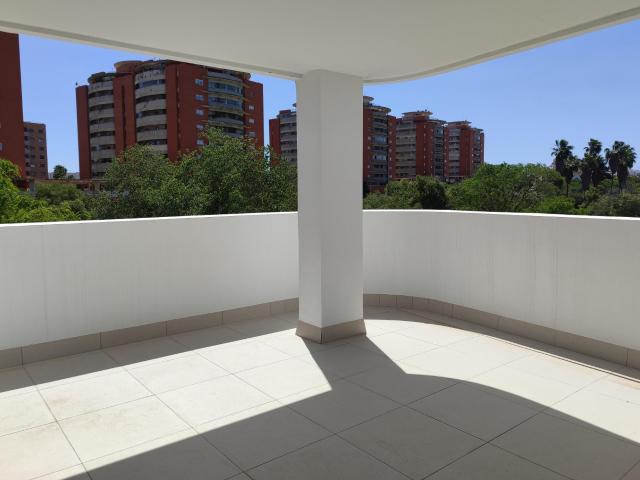 Piso de 2 dormitorios con gran Terraza, Garaje, Piscina y Trastero, a estrenar ¡
