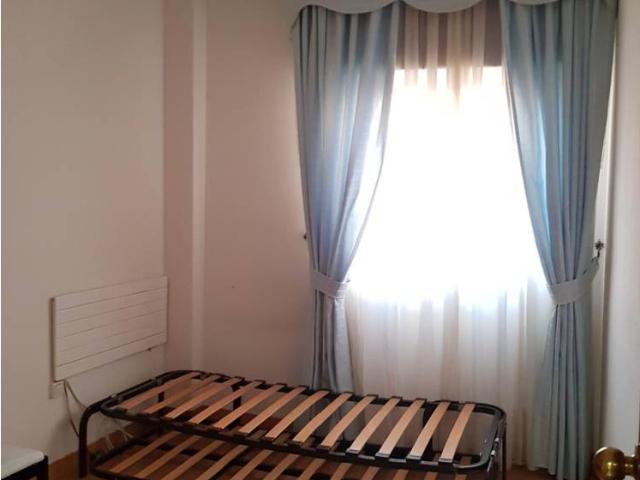 PISO DE 2 DORMITORIOS CON PISCINA Y GARAJE