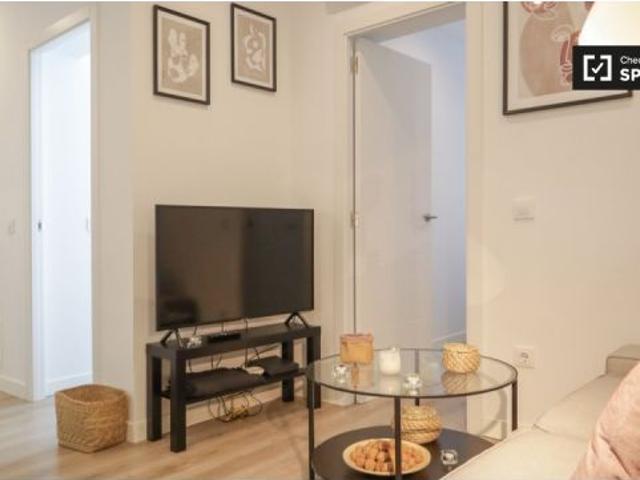 Piso de 2 dormitorios en alquiler en Castilla, Madrid