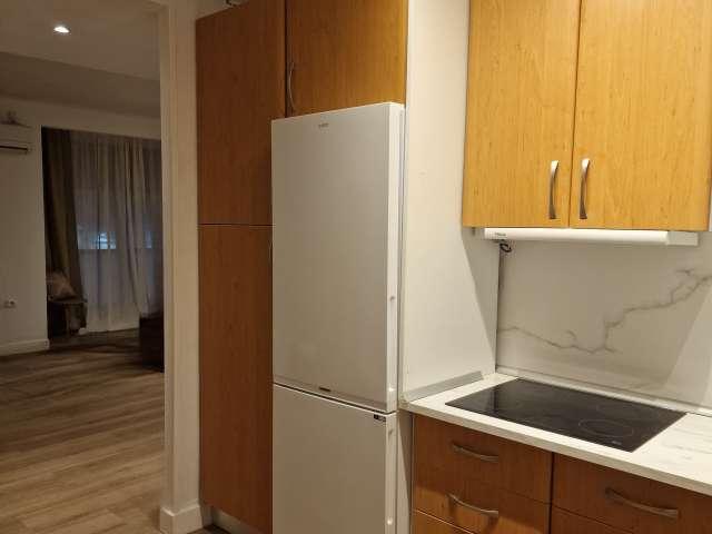 Piso de 2 dormitorios en alquiler en Alfalfa, Sevilla