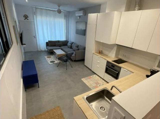 Piso de 2 dormitorios en alquiler en Alicante
