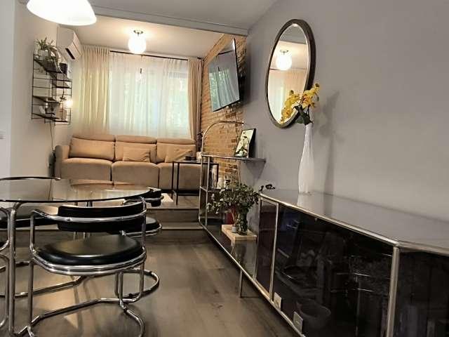 Piso de 2 dormitorios en alquiler en Almendrales, Madrid