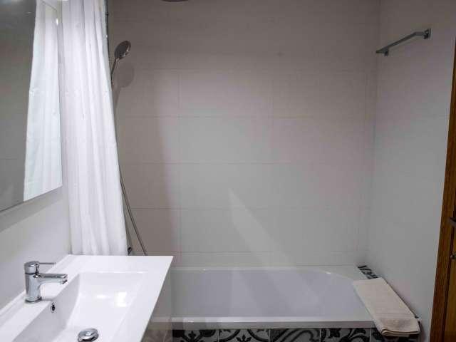 Piso de 2 dormitorios en alquiler en Dénia, Alicante