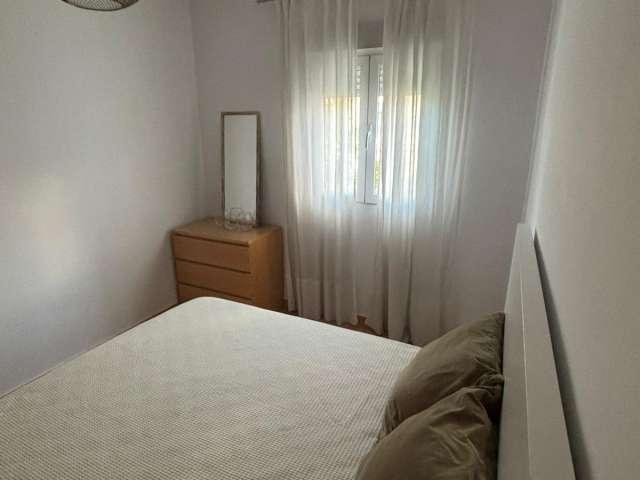 Piso de 2 dormitorios en alquiler en el Sector Sur, Sevilla