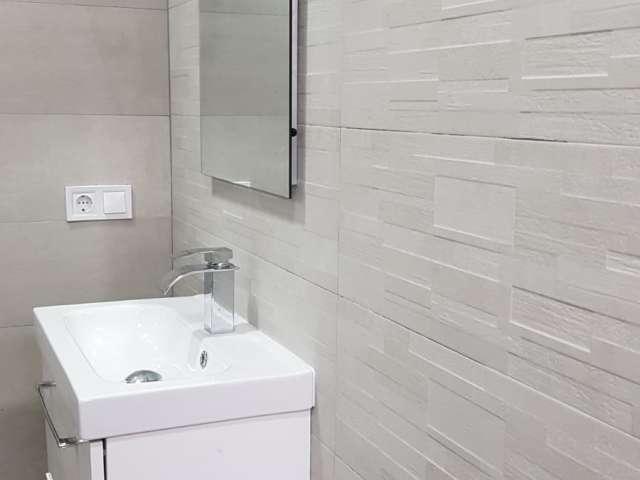 Piso de 2 dormitorios en alquiler en Opañel, Madrid