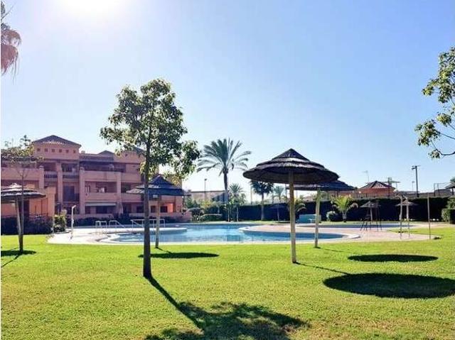 Piso de 2 dormitorios en alquiler en Motril, Granada
