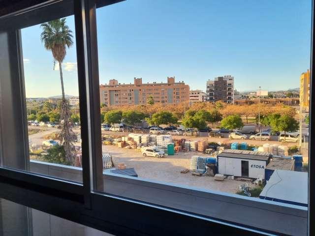 Piso de 2 dormitorios en alquiler en Murcia
