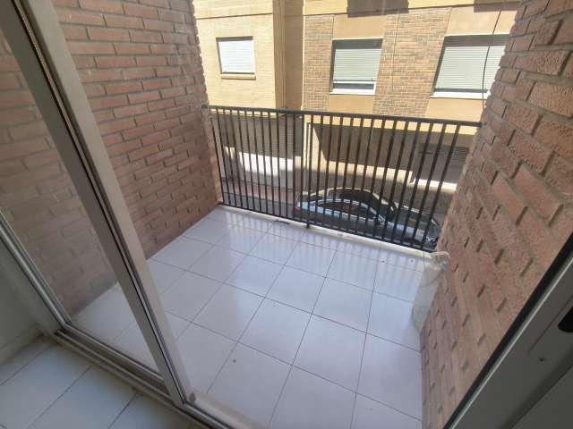 Piso de 2 dormitorios en alquiler en Santa Pola
