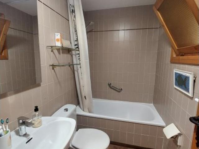 Piso de 2 dormitorios en alquiler en Santa Pola, Alicante