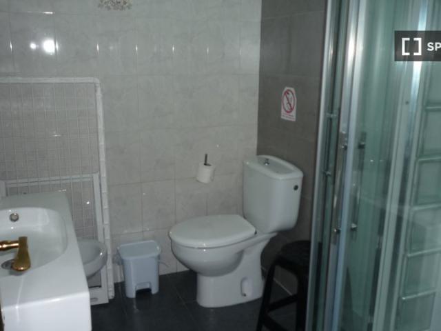 Piso de 2 dormitorios en alquiler en Santander