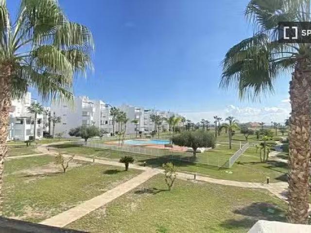 Piso de 2 dormitorios en alquiler en Torre Pacheco, Murcia