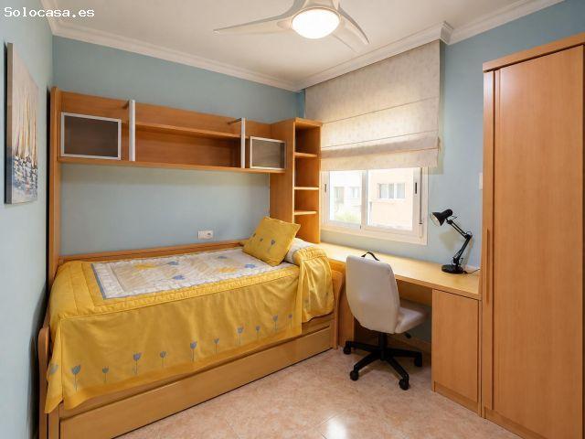 Piso de 2 dormitorios en Martín Carpena – Torre del Río