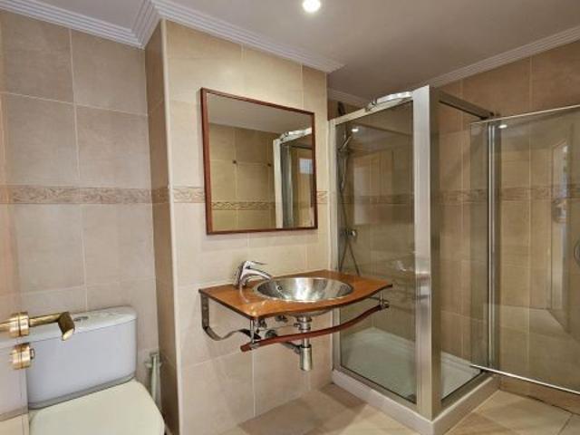 PISO DE 2 DORMITORIOS EN URBANIZACION CON PISCINA