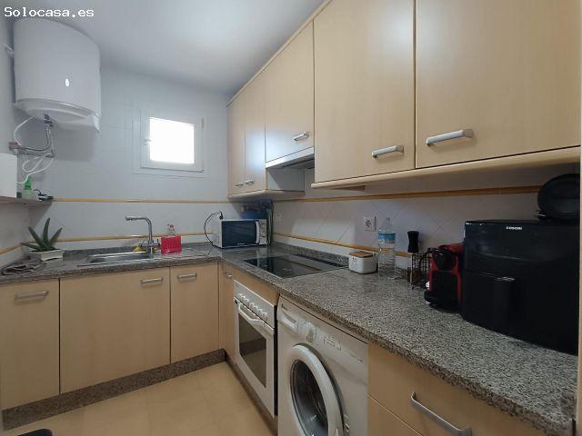 Piso de 2 dormitorios en venta en Almerimar