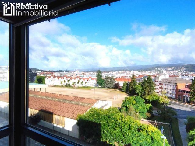 Piso de 2 habitaciones con terraza, garaje y trastero en Pontevedra