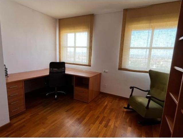 Piso de 2 habitaciones con garaje en El Palmar