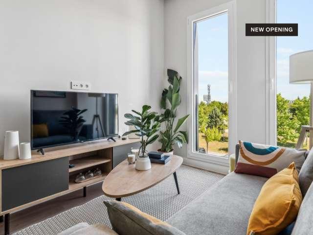 Piso de 2 habitaciones con gimnasio y acceso a piscina en Vallecas