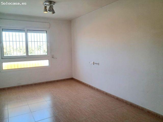 Piso de 2 habitaciones con patio y garaje en San Ginés, Murcia
